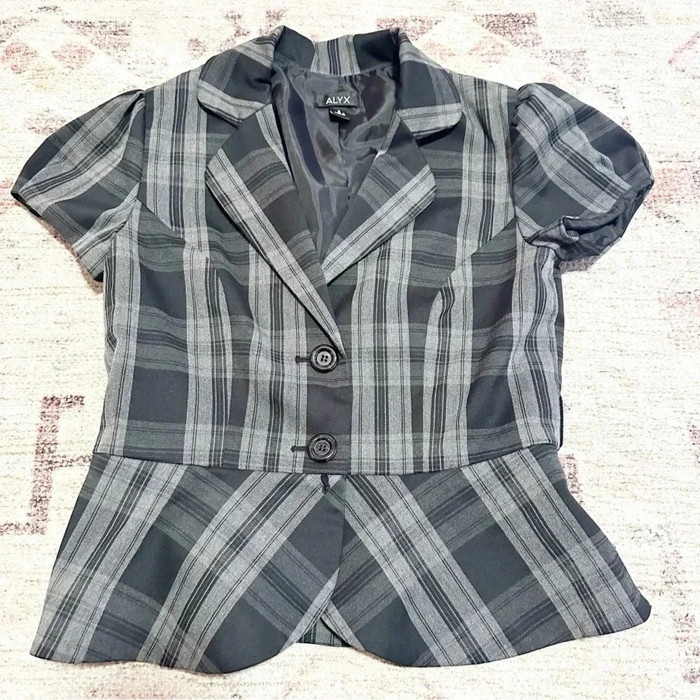 Grey plaid peplum blazer with puffy sleeves size 6 - Picture 8 of 12